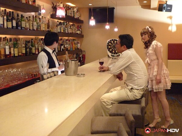 Tricky Japanese gal makes peace with man by sucking his dick in bar toilet