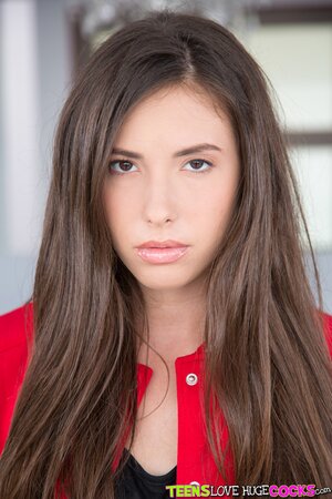 Casey Calvert goes on all fours to showcase her wet hole