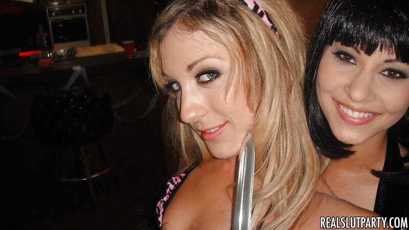 Excited girls celebrate Halloween by arranging at home awesome group fuck