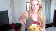 Honey wants to become a porn star and she needs her dude's help