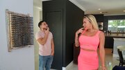 Big momma fucking a hard cock after eager facesitting