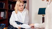 Lina Star takes a break from her job to seduce a fit dude